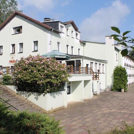 Hotel Carolaruh Bad Elster Exterior photo